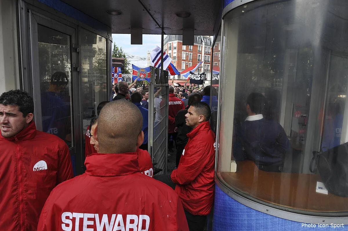 psg le collectif ultras paris hurle aux accusations mensongeres iconsport meu 210914 01 11139544