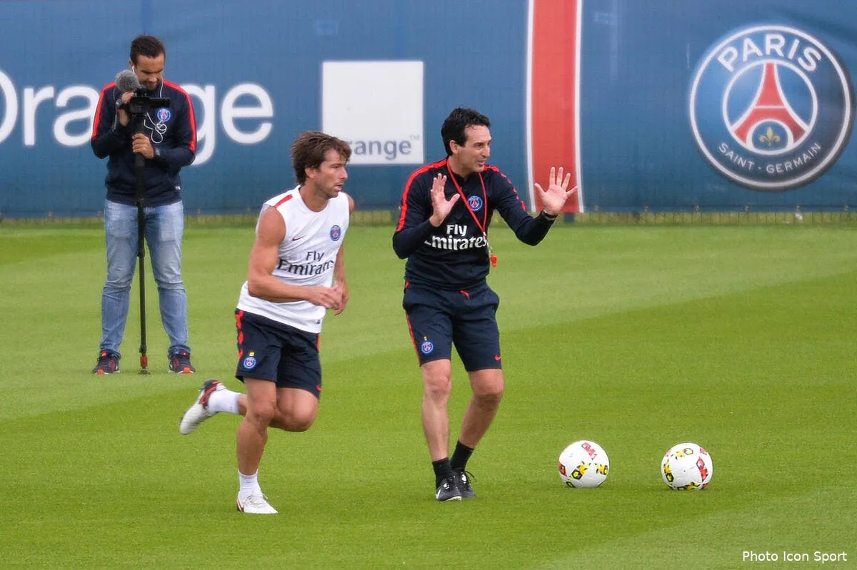 psg le domaine ou emery ridiculise laurent blanc emery 4150920