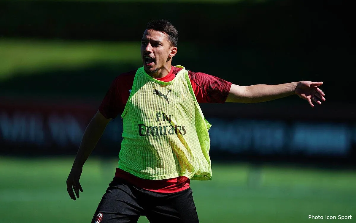 psg le dossier bennacer prend feu paris transpire icon lp 11382498286433