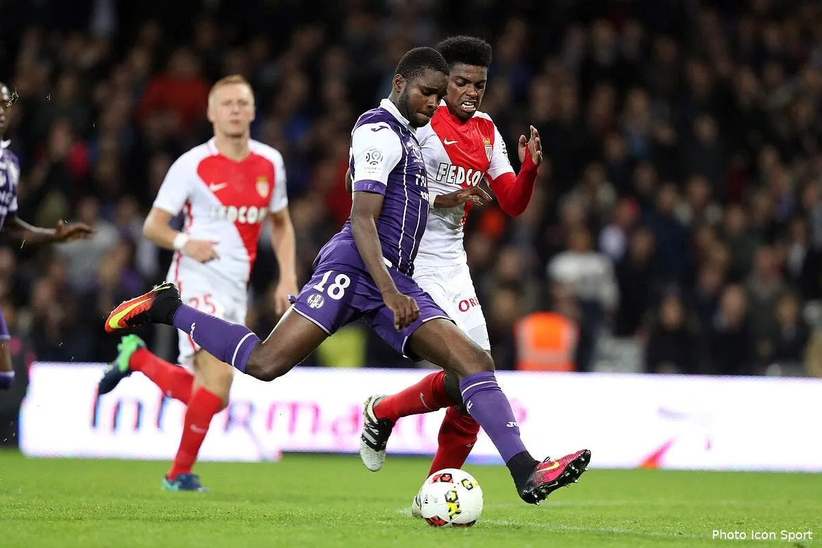 psg le dossier odsonne edouard met en colere paris iconsport blo 141016 26 88171248