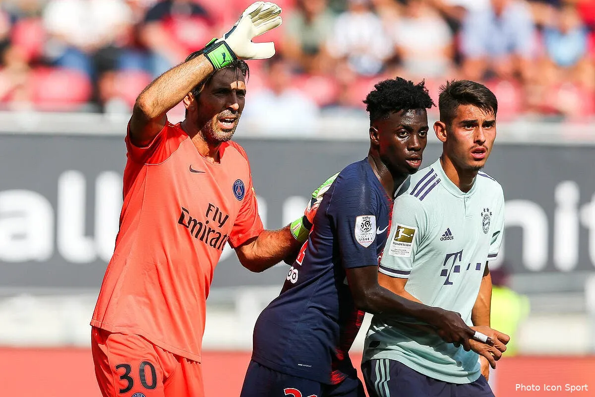 psg le groupe de tuchel pour la tournee a singapour iconsport icon fir 210718 37 03225679