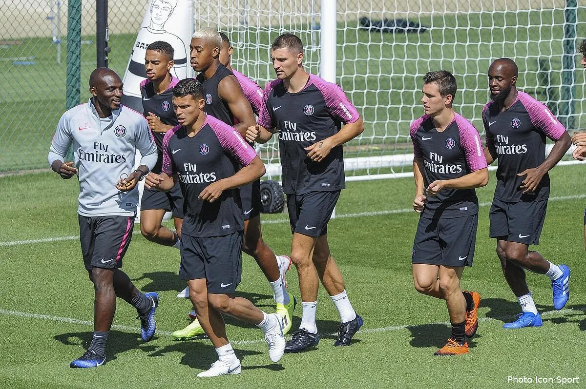 psg le groupe du psg contre caen devoile icon alc 110818 45 21227427