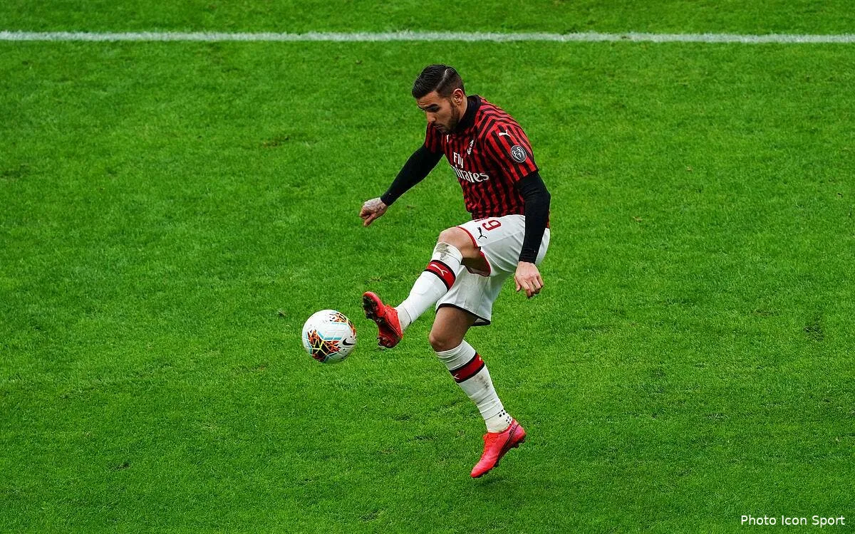 psg le milan ac sans pitie avec leonardo pour theo hernandez icon lp 11176713283949