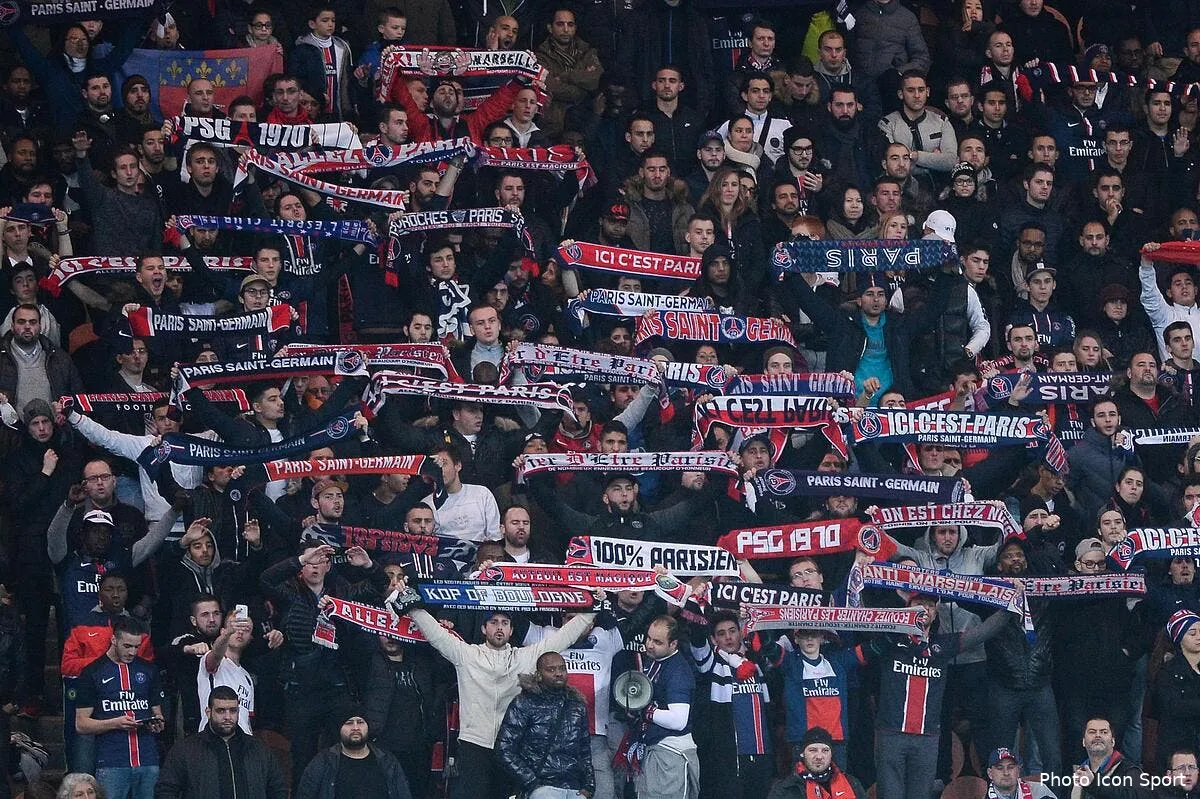 psg le parc des princes chambre l om et le regrette amerement supporters psg 4241423