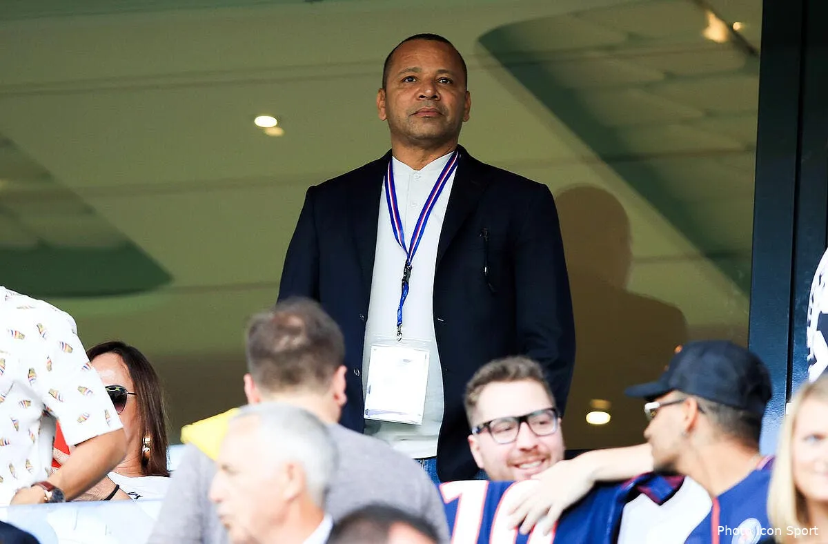 psg le pere de neymar sort du silence iconsport icon pa 32297051212761