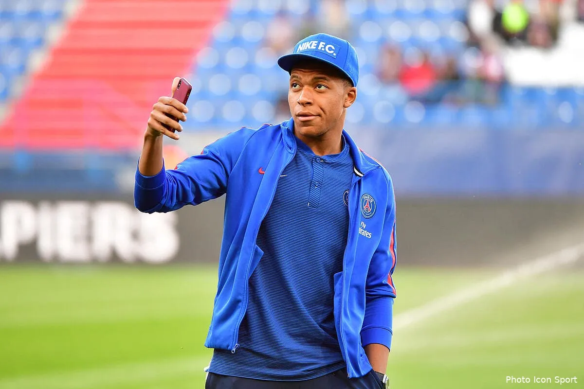 psg le psg a t il vraiment pense a vendre mbappe iconsport icon win 190518 01 51043225909