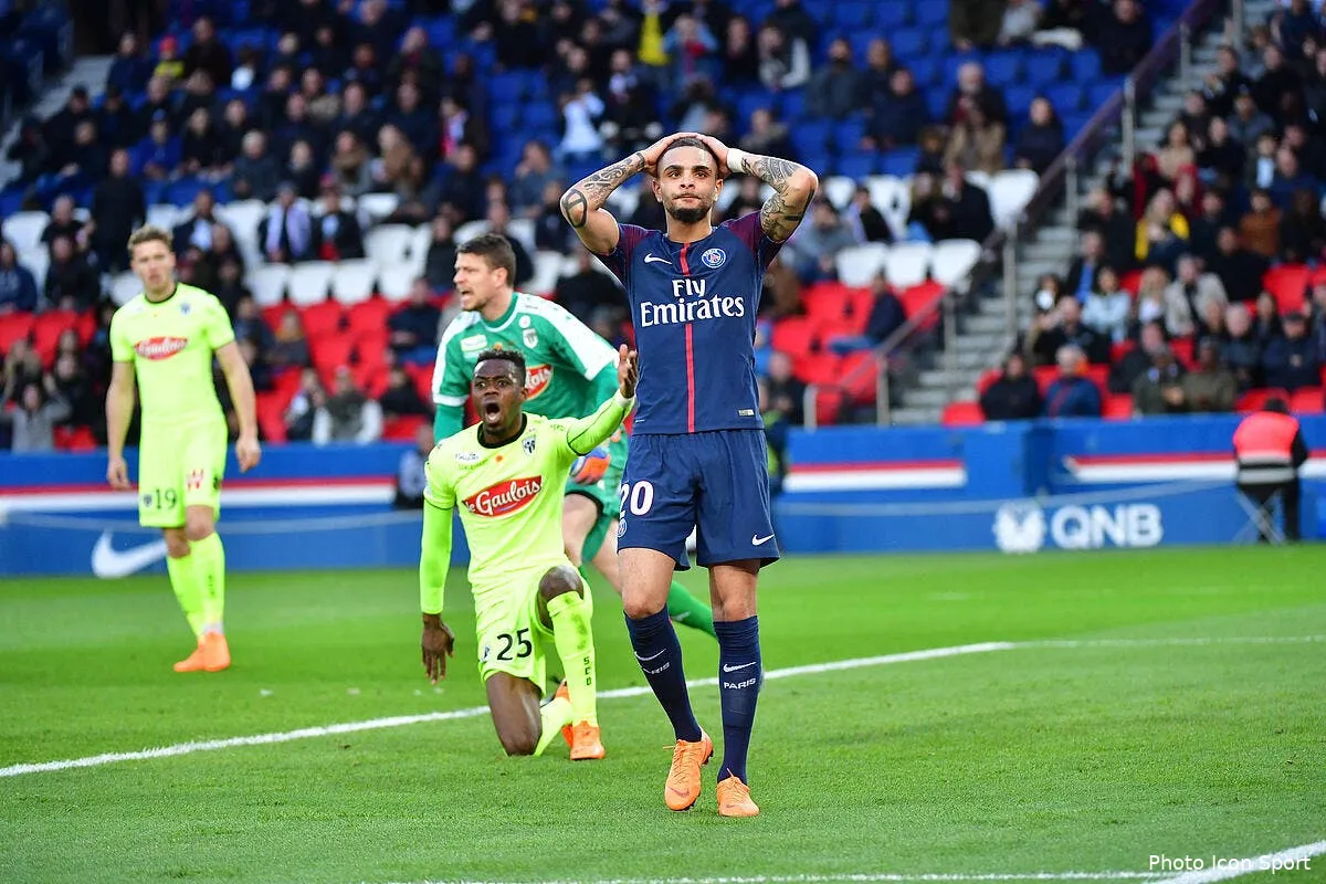 psg le psg a un argument en or pour recruter alex sandro icon win 140318 01 43897213495