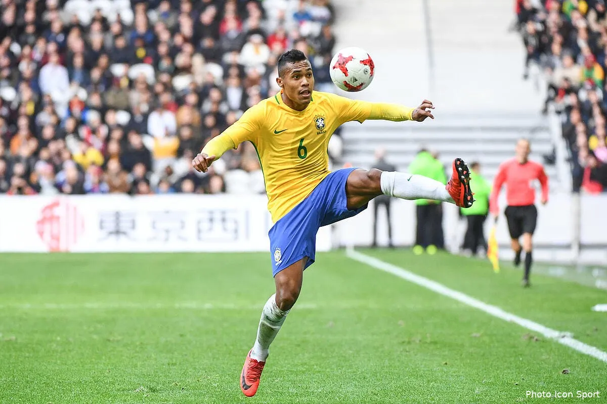 psg le psg va devoir batailler pour s offrir ce renfort xxl icon dib 101117 11 05213231