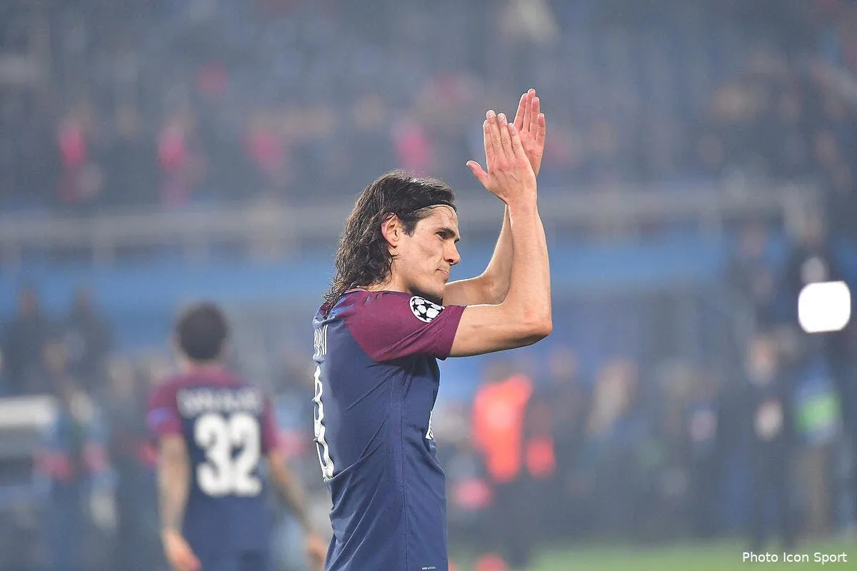 psg le real lui fait la cour cavani a comme un doute iconsport icon win o60318 01 42557225835