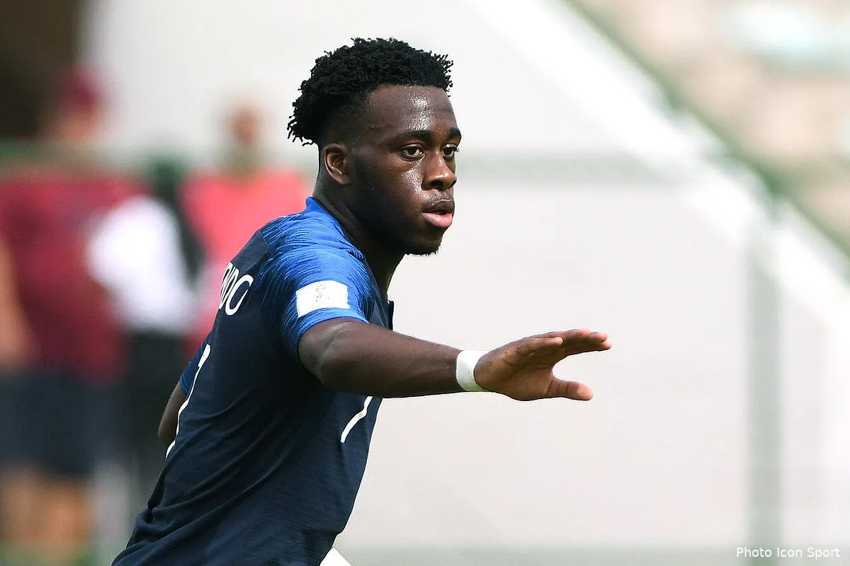 psg le remplacant de cavani est trouve il a 18 ans icon ftp20191117004286925