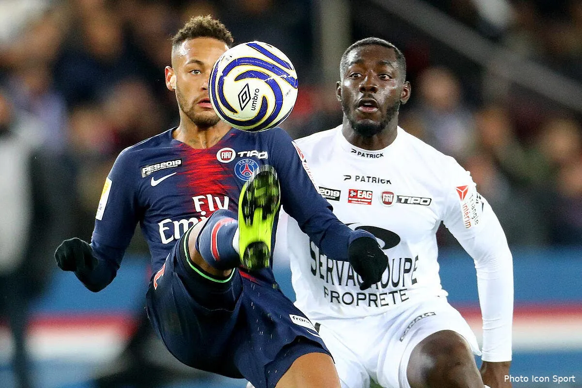 psg leonardo bloque neymar il exige l offre du siecle icon cos 090119 93 38261579