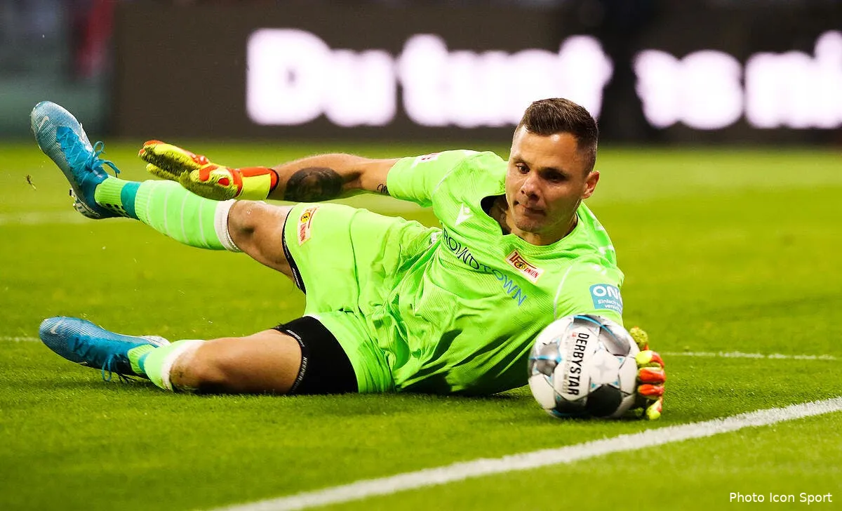 psg leonardo degaine une offre en bundesliga pour un gardien icon gepa 18012048070277075