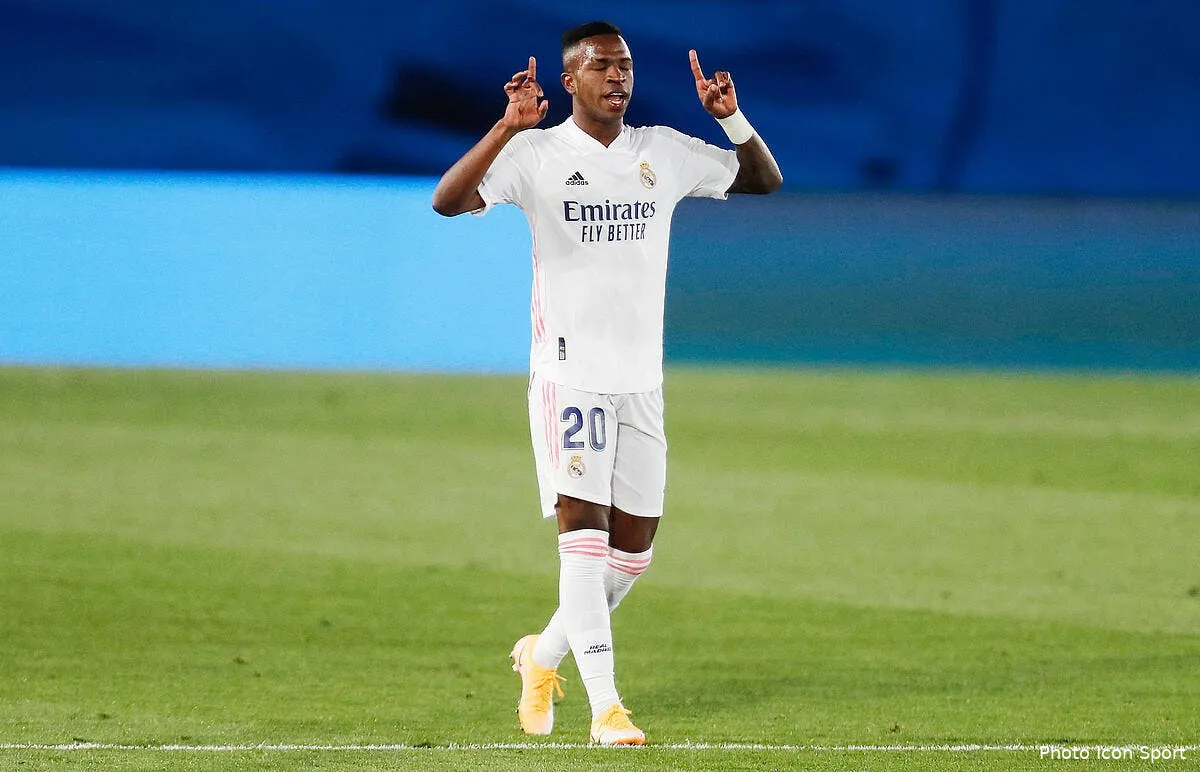 psg leonardo veut vinicius le real reve de mbappe chiche icon ecommercefotos ecommerce2 107901341296533