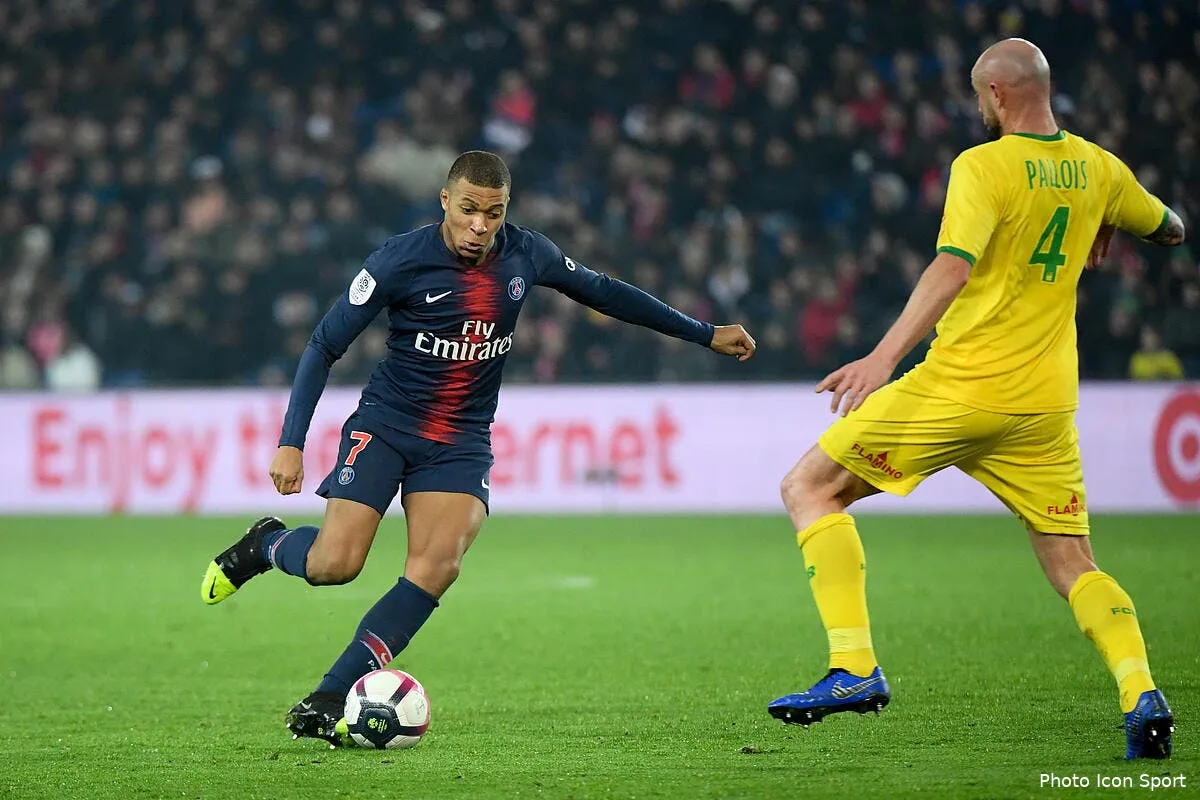 psg les francais adorent kylian mbappe ce sondage le confirme icon dib 221218 10 39239945