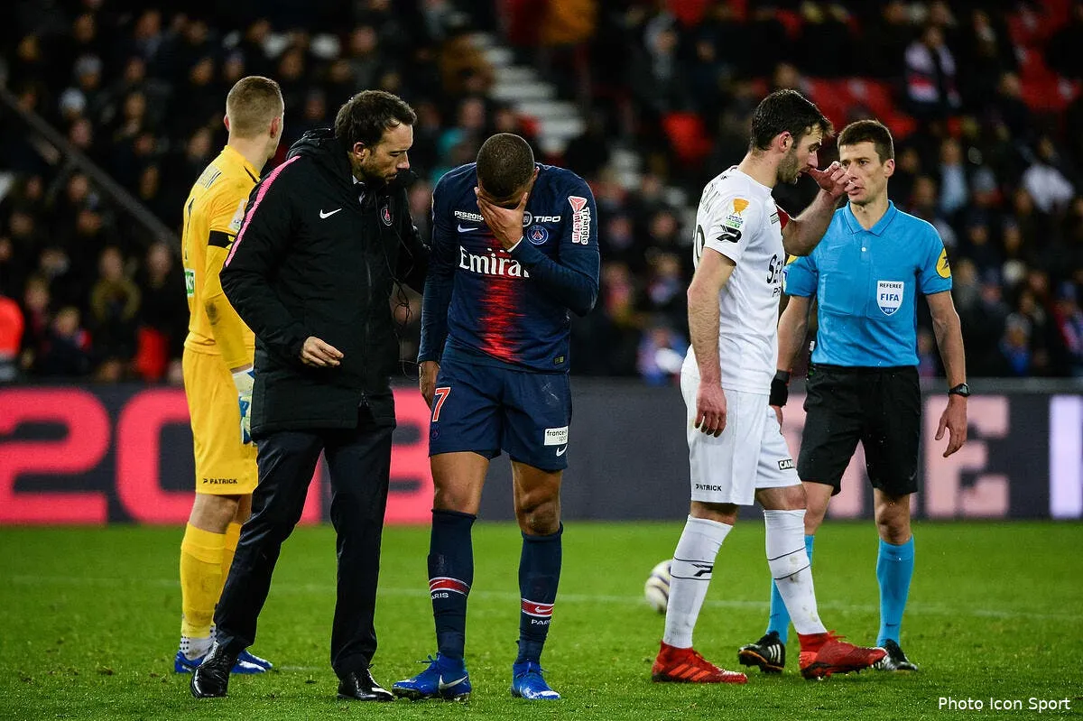 psg les trois penaltys un autre fait de jeu gene pierre menes icon bap 090119 94 39241523