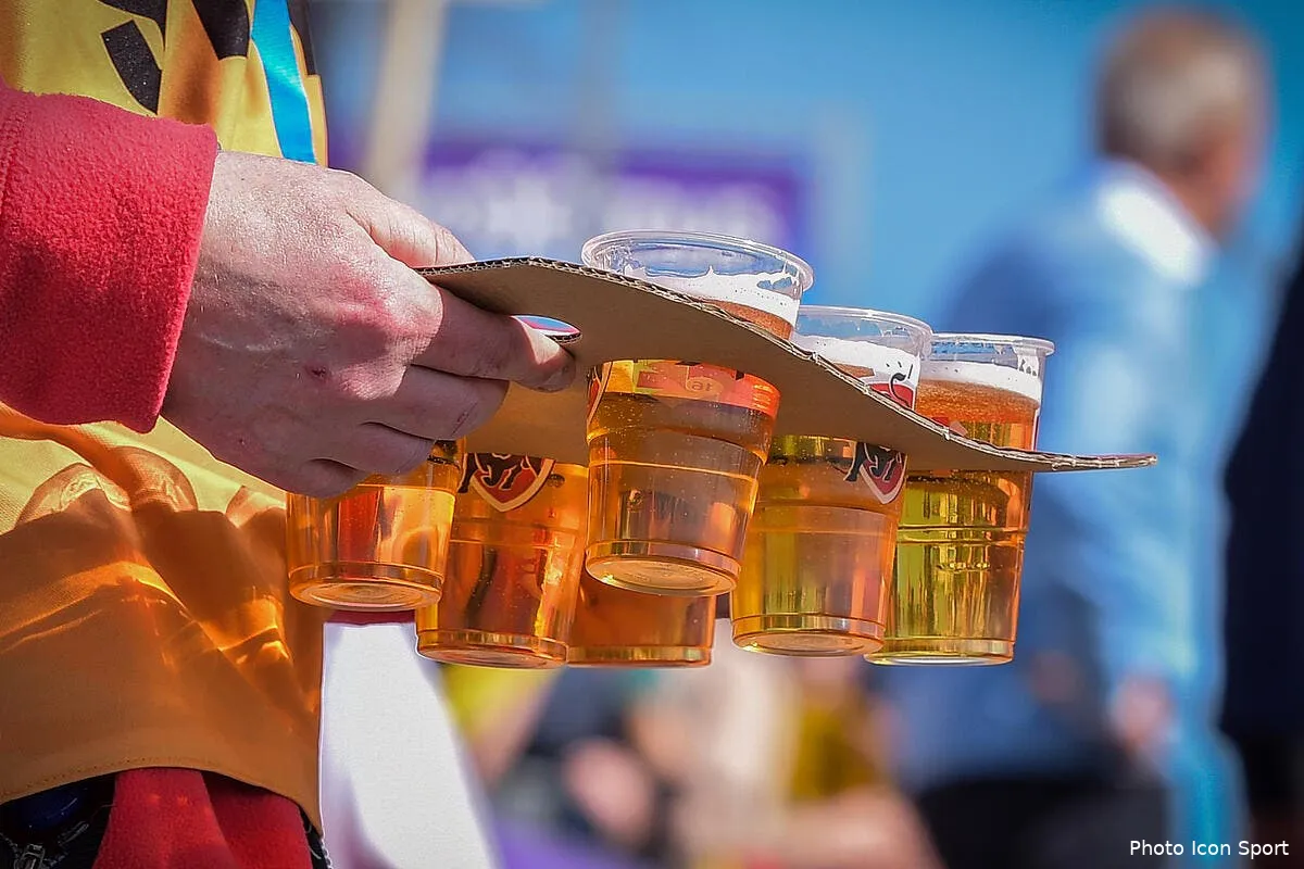 psg lille ivre il avait autorise la biere pour la finale de la coupe de la ligue iconsport blg 030416 08 35140446