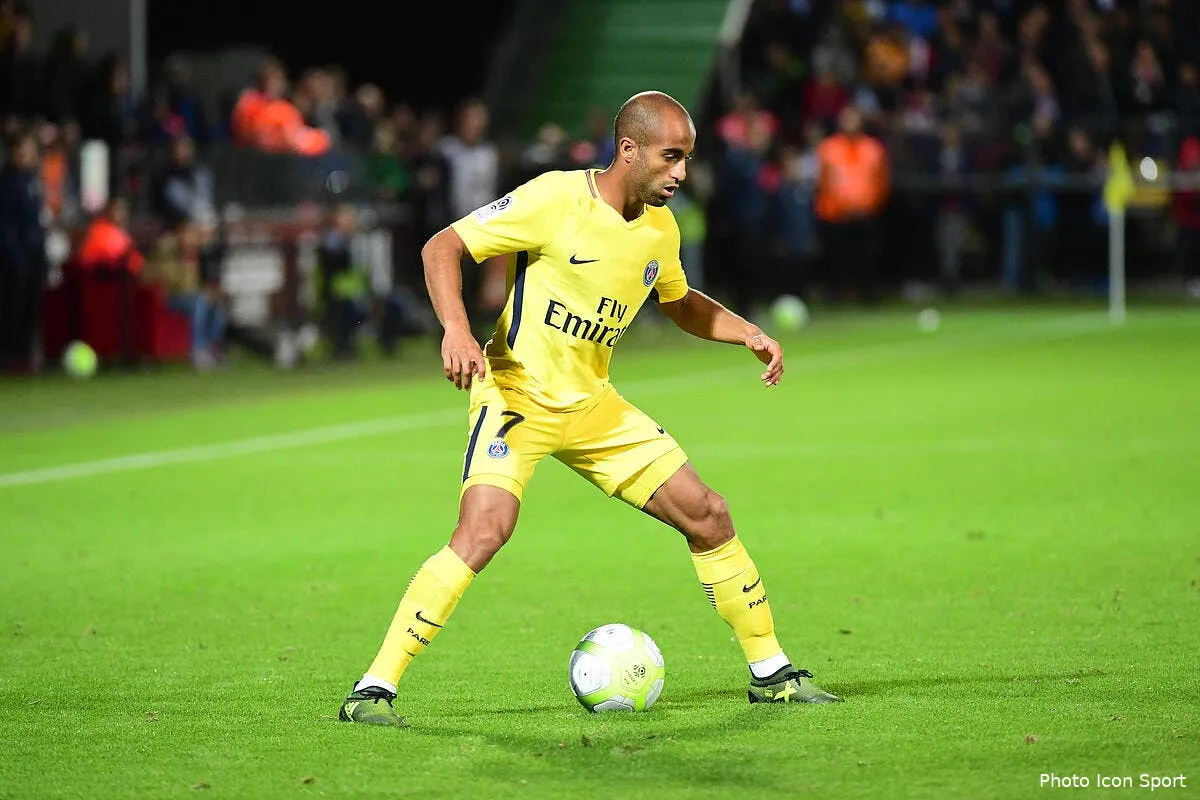 psg lucas en chine mourinho veut eviter ca mais icon win 080917 01 17083205123