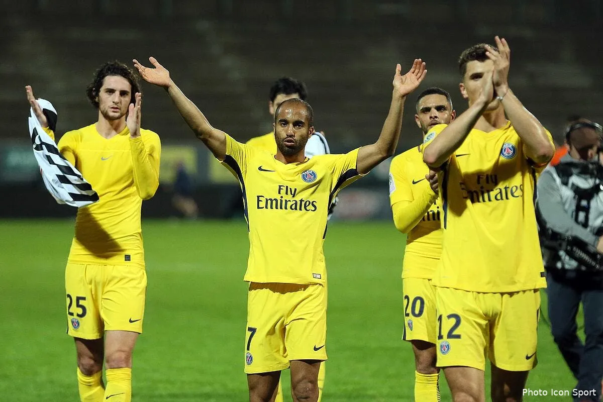 psg lucas solution n 1 de paris contre l uefa icon vmi 041117 90 65199733