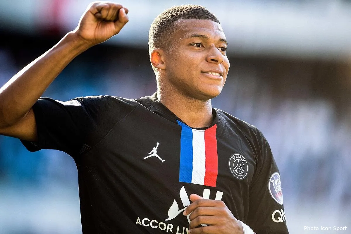 psg mbappe a un prix reduit madrid mise tout sur 2021 icon sipausa 30266581 1289581