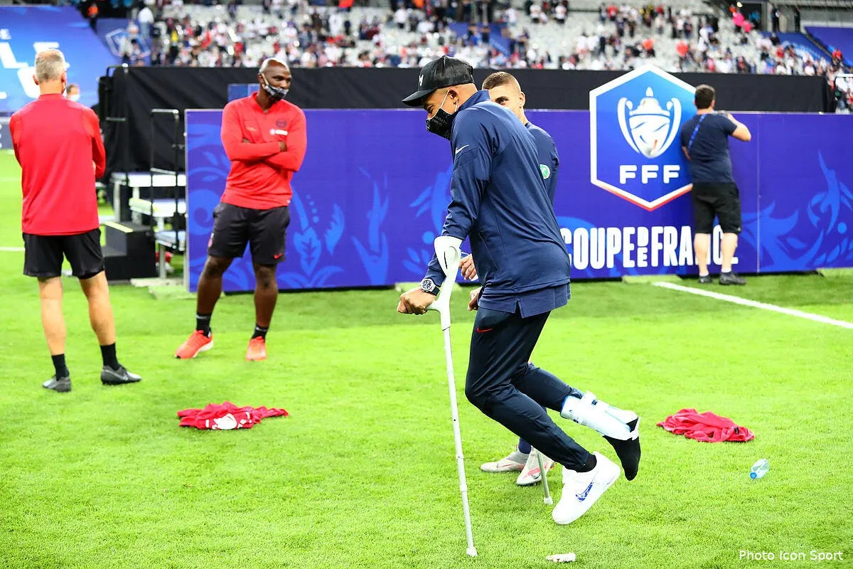 psg mbappe apte contre l atalanta l espoir fait vivre icon 20200724 el001399290501