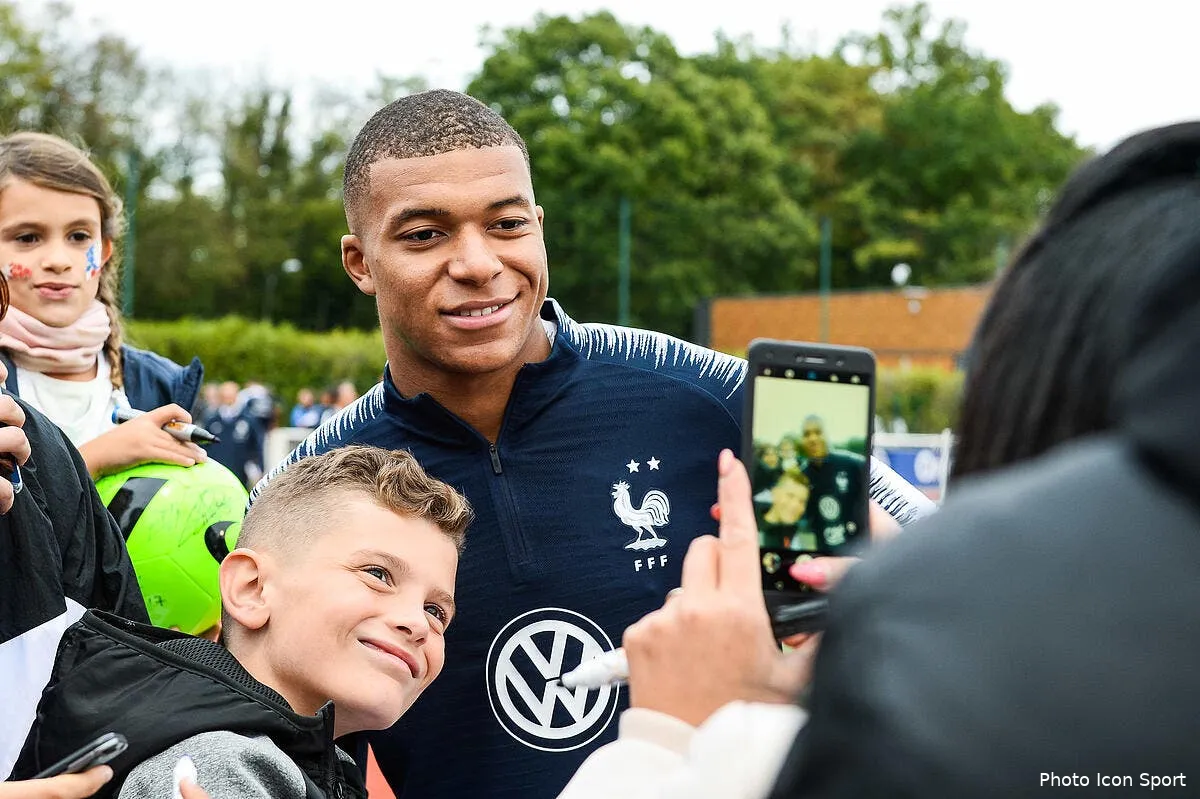 psg mbappe au barca le deal xxl a 150 me a capote icon bap 071019 93 118266763