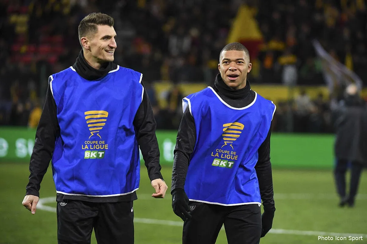 psg mbappe fait la blague qui tue a meunier icon alc 181218 45 187266627