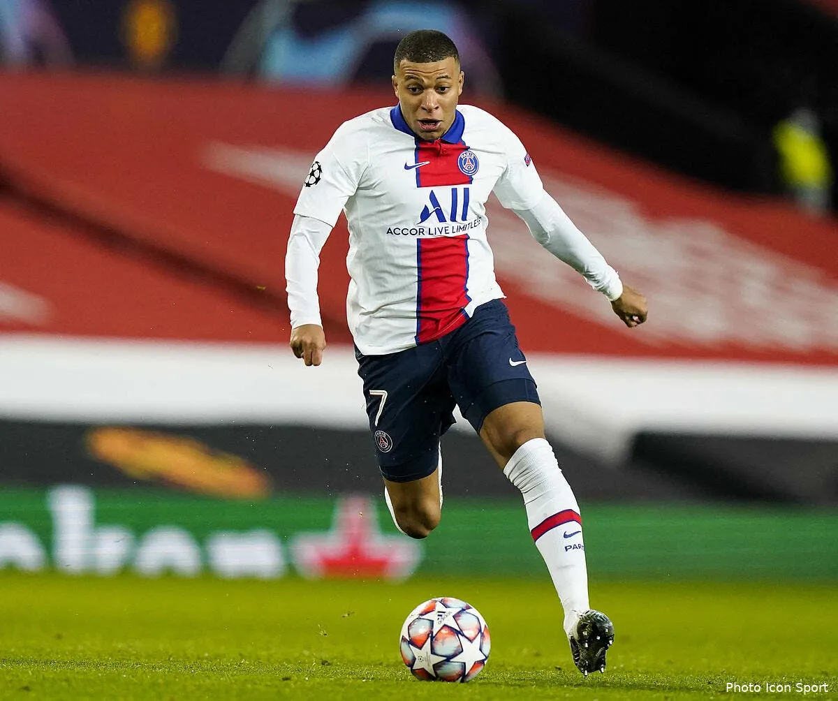 psg mbappe marque son 100e but avec le paris st germain icon brzumasport20201203 3473 300987