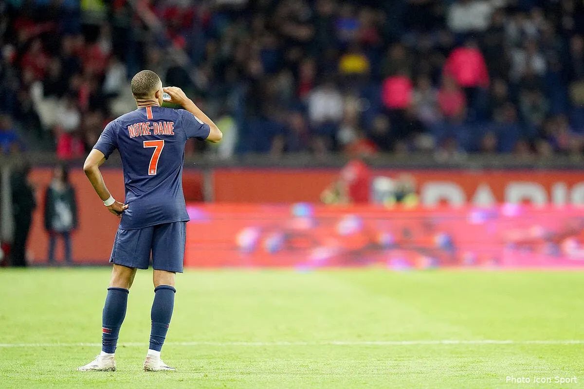 psg mbappe ne defend pas et il a bien raison icon 190421p44576251295