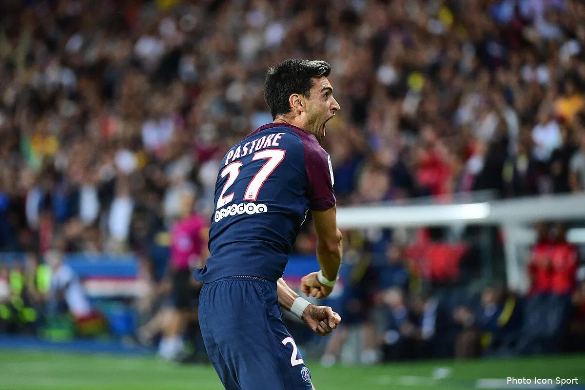 psg meme sur une jambe pastore ne sera pas vendu au mercato iconsport icon win 200817 01 14216195419