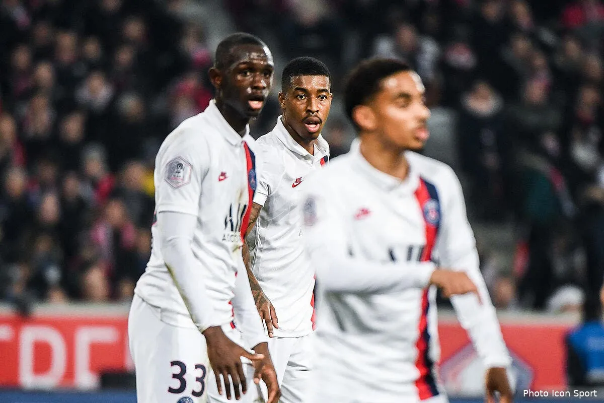 psg merci de signer a paris il supplie kouassi et aouchiche icon dib 260120 11 07276793