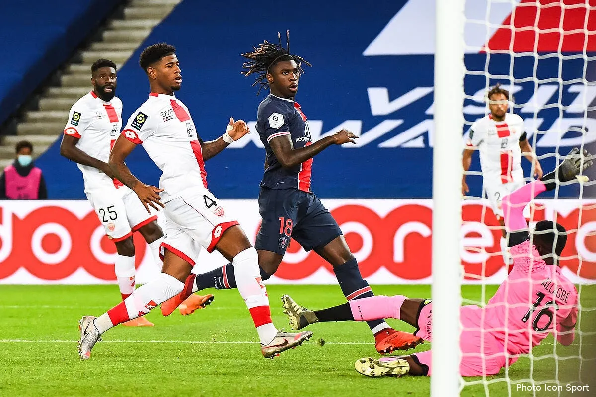 psg moise kean ferme la bouche de tuchel paris a son 9 icon bap 241020 93 067297603