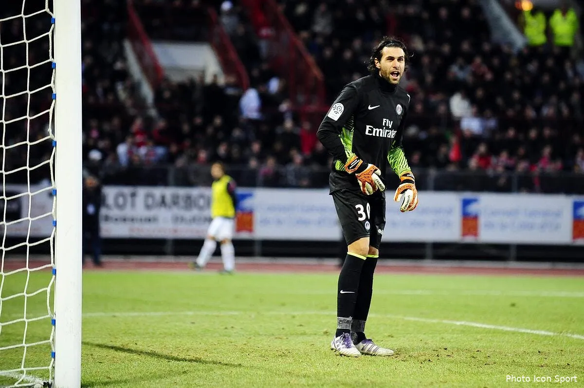 psg montpellier ca sera serre jusqu a la derniere journee pour sirigu iconsport noe 110312 88 11133557