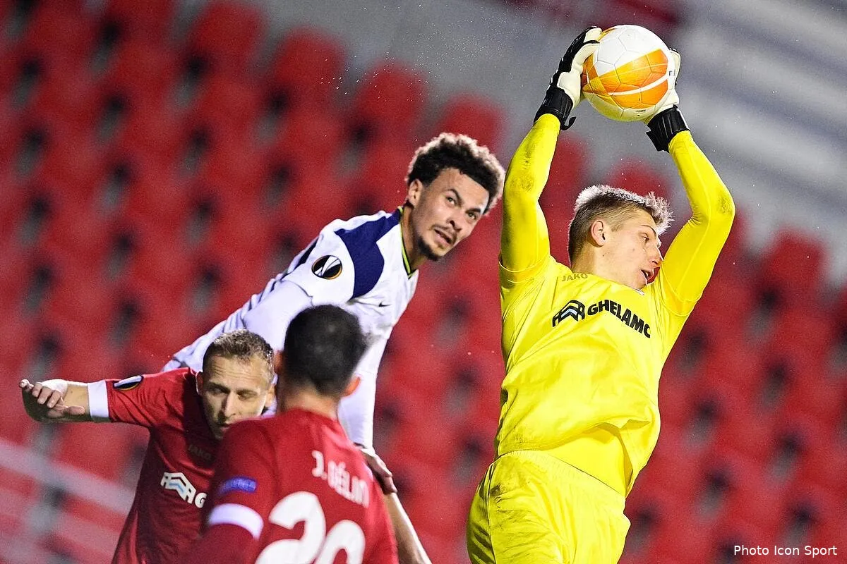 psg mourinho expedie une star anglaise a paris icon belgaimage 169714432298359