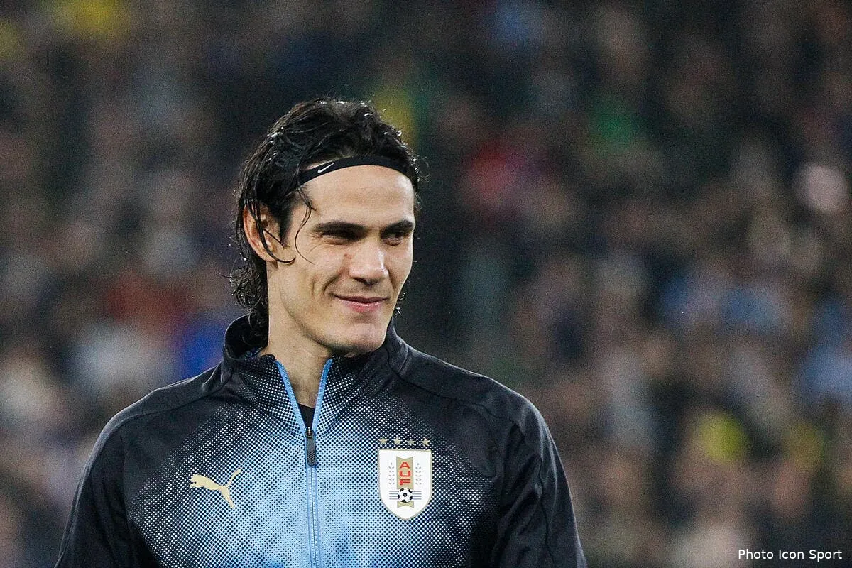 psg naples pret a faire un effort colossal pour cavani au mercato icon fid 161118 08 254236553