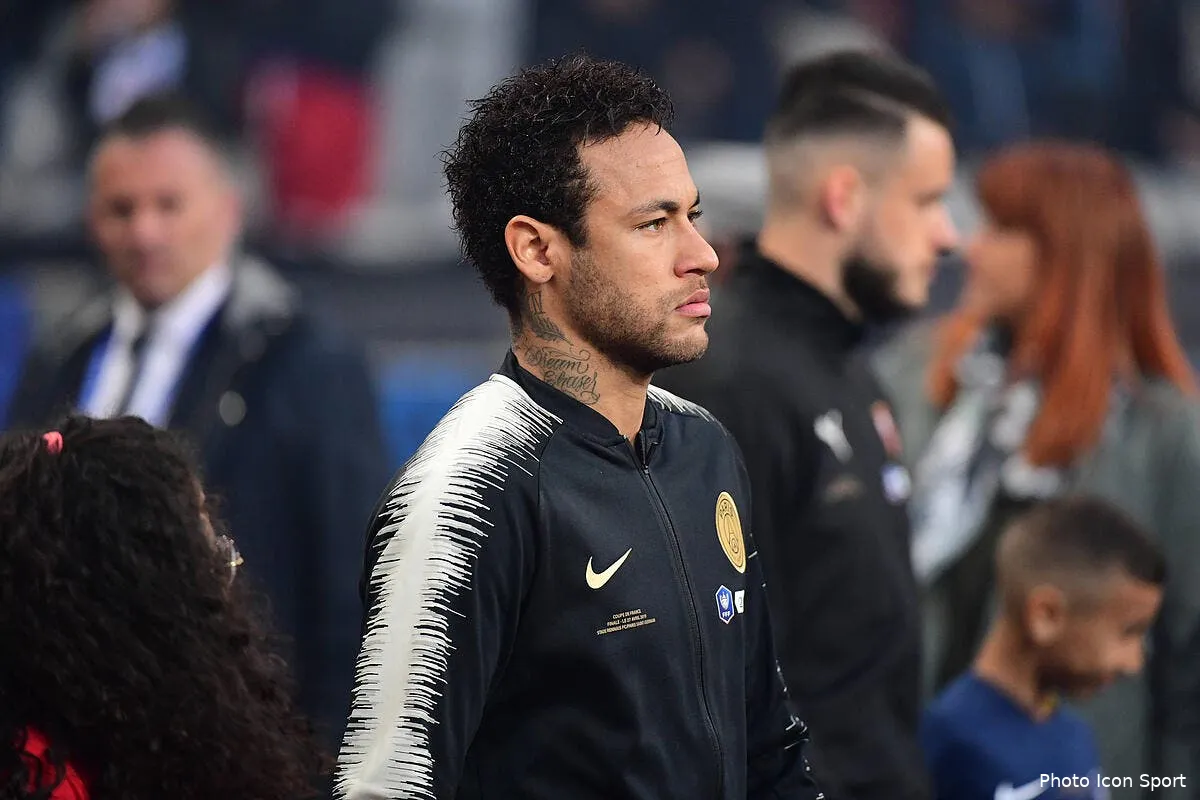 psg neymar a imite cantonna et il a bien fait icon win 270419 01 88520251761