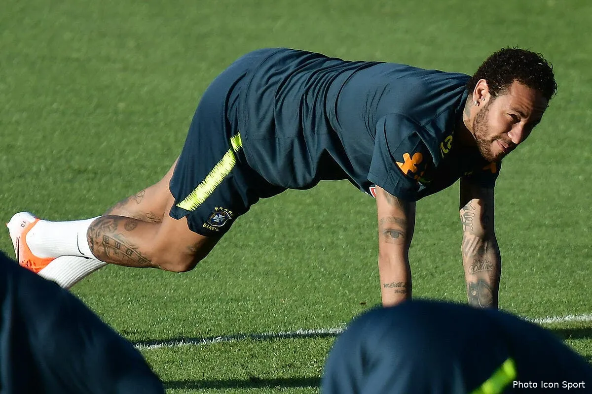 psg neymar a voulu se defendre il aurait mieux fait de se taire icon con 280519 11 10254959