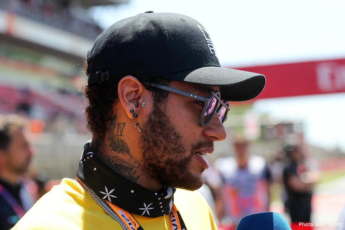 psg neymar au clash pour aller au barca il n osera pas icon ph4 120519 93 02257141