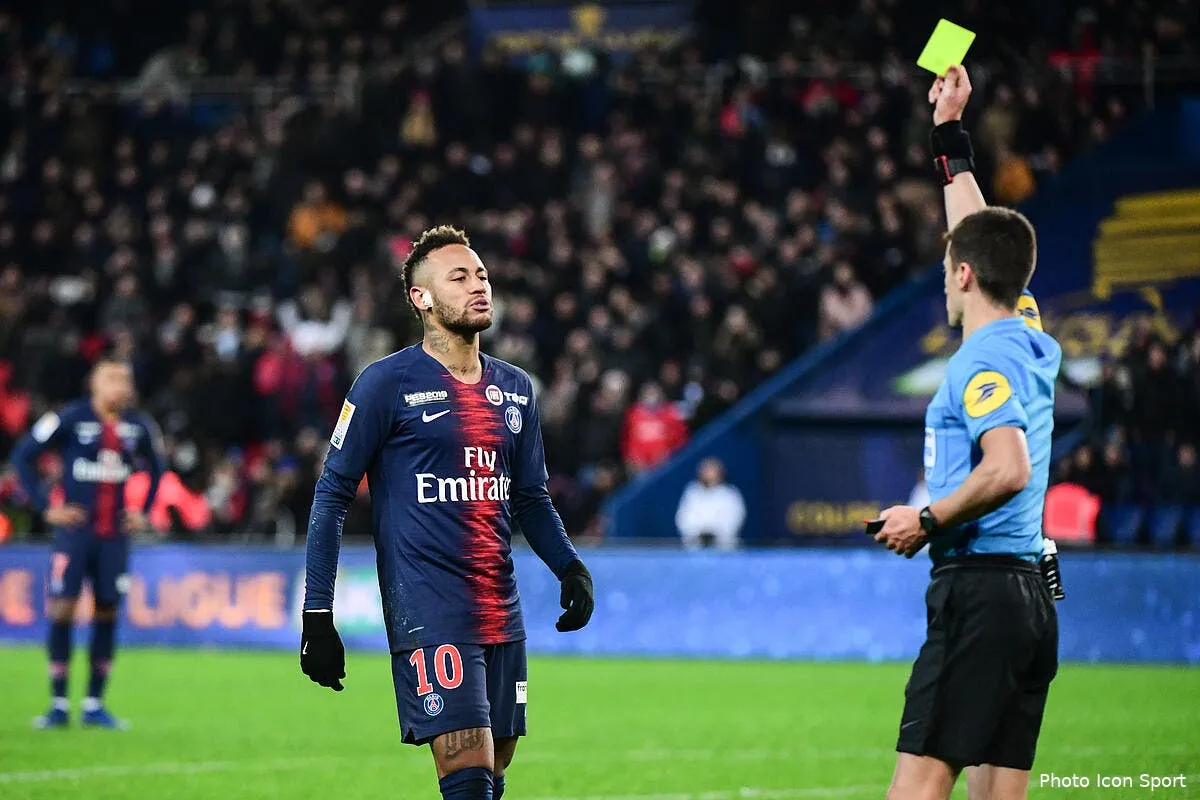 psg neymar doit etre protege par les arbitres la l1 est prevenue icon dib 090119 11 02245267