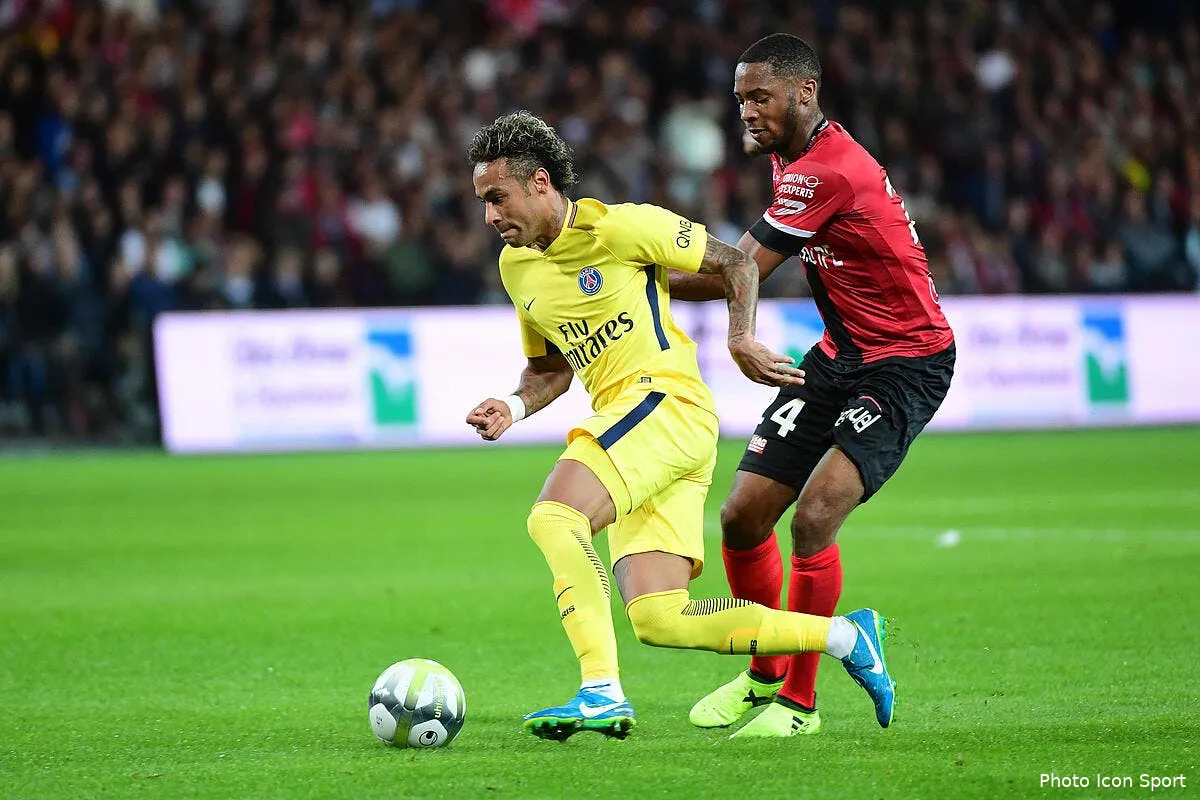 psg neymar est injouable un adversaire raconte le calvaire iconsport icon win 130817 01 13695195449