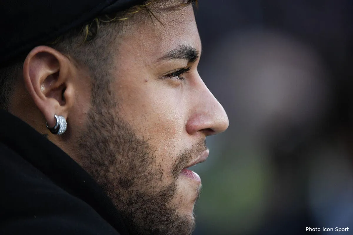 psg neymar est pret a jouer au bresil malgre la peur iconsport icon dib 120518 11 16220205