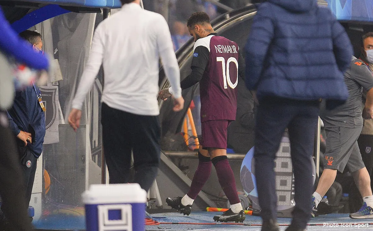 psg neymar et kean rentrent paris se felicite icon seskim hc1 basaksehir v parissaintgermain 281020 299221