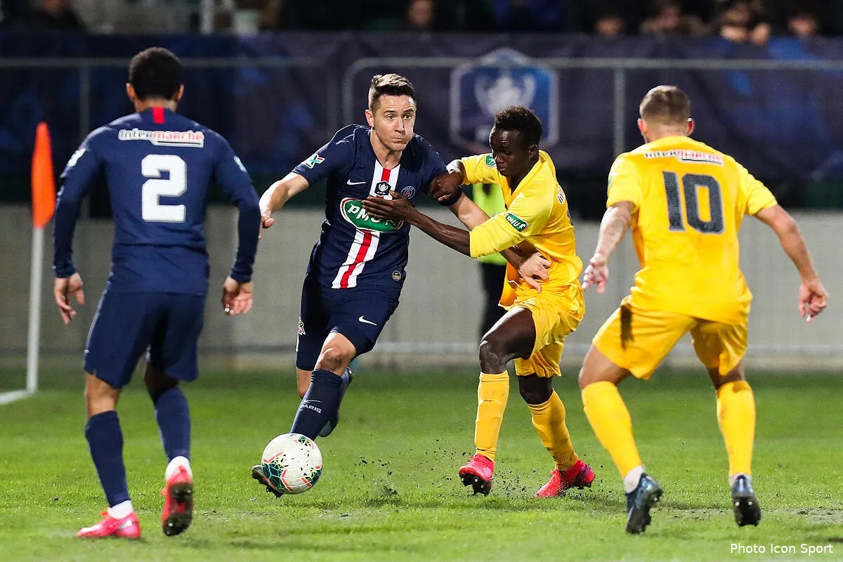 psg neymar et mbappe chouchoute le vestiaire adore icon 19 20 pau vs psg 122276895