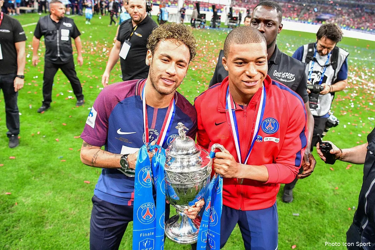 psg neymar et mbappe restent au psg peu importe le fair play financier iconsport icon win 080518 01 49930224959