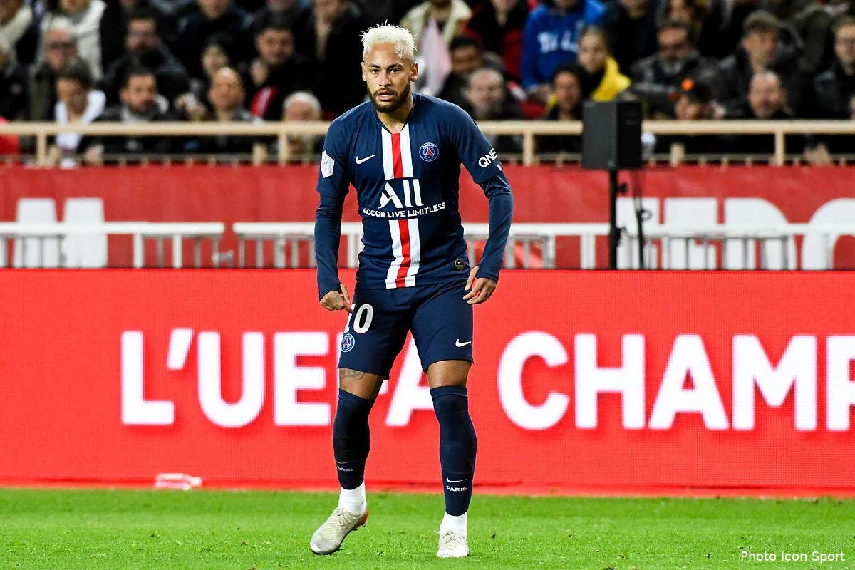 psg neymar et sa prolongation c est l heure des premiers pas icon dsc1525275627
