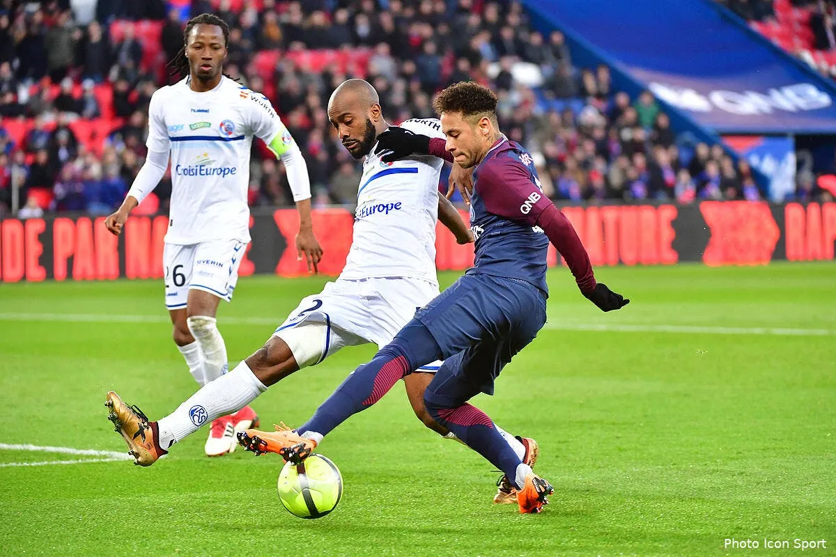 psg neymar malade et incertain pour le choc face a l om iconsport icon win 170218 01 40568210917