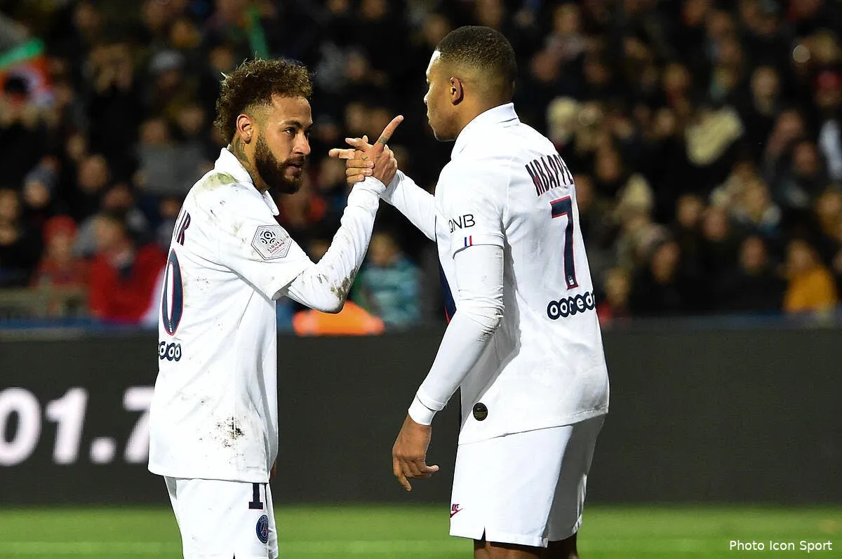 psg neymar mbappe icardi pierre menes a vu trois genies icon adim 071219 33 11272103