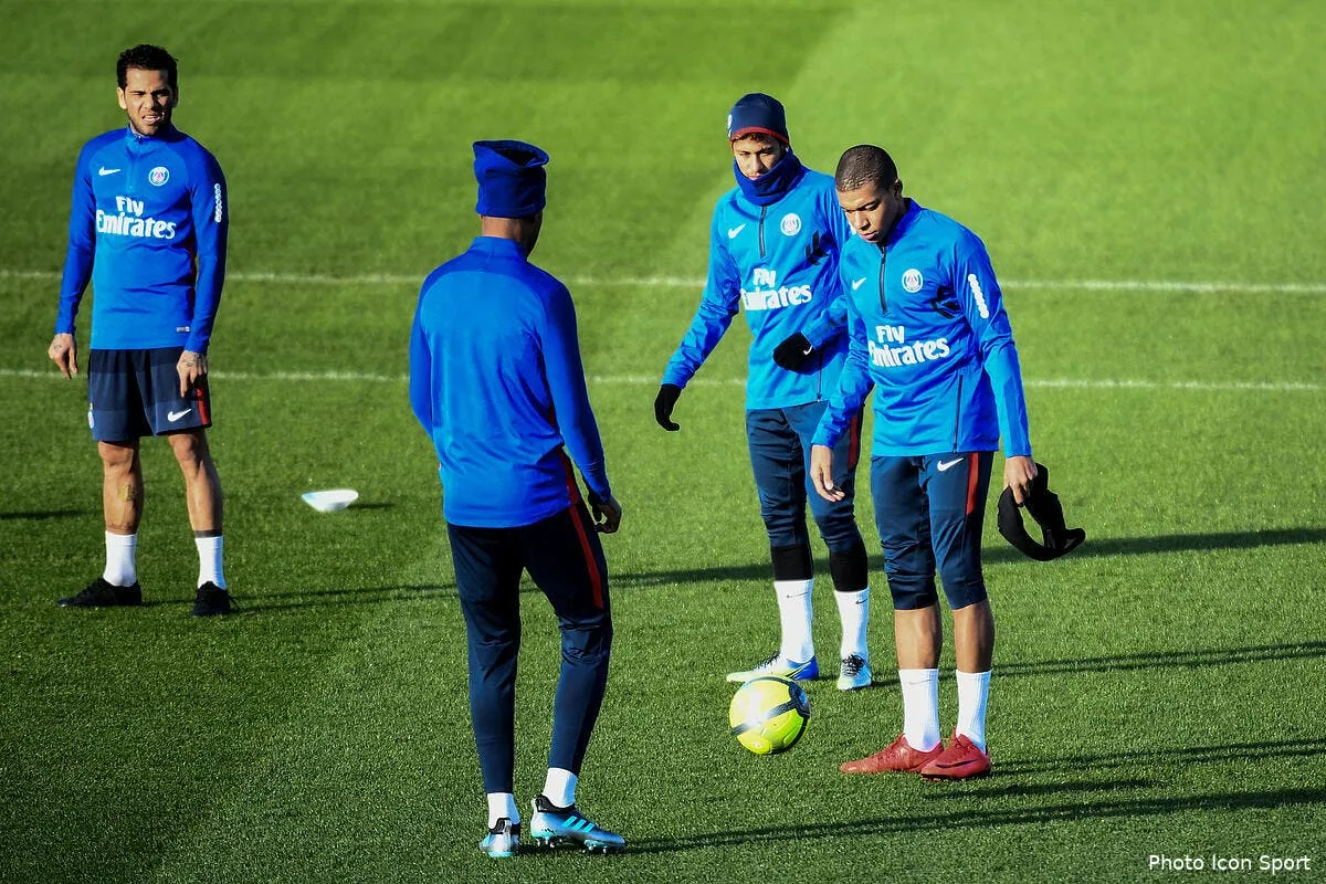 psg neymar mbappe le message fort de daniel alves iconsport icon dib 260118 11 16237363