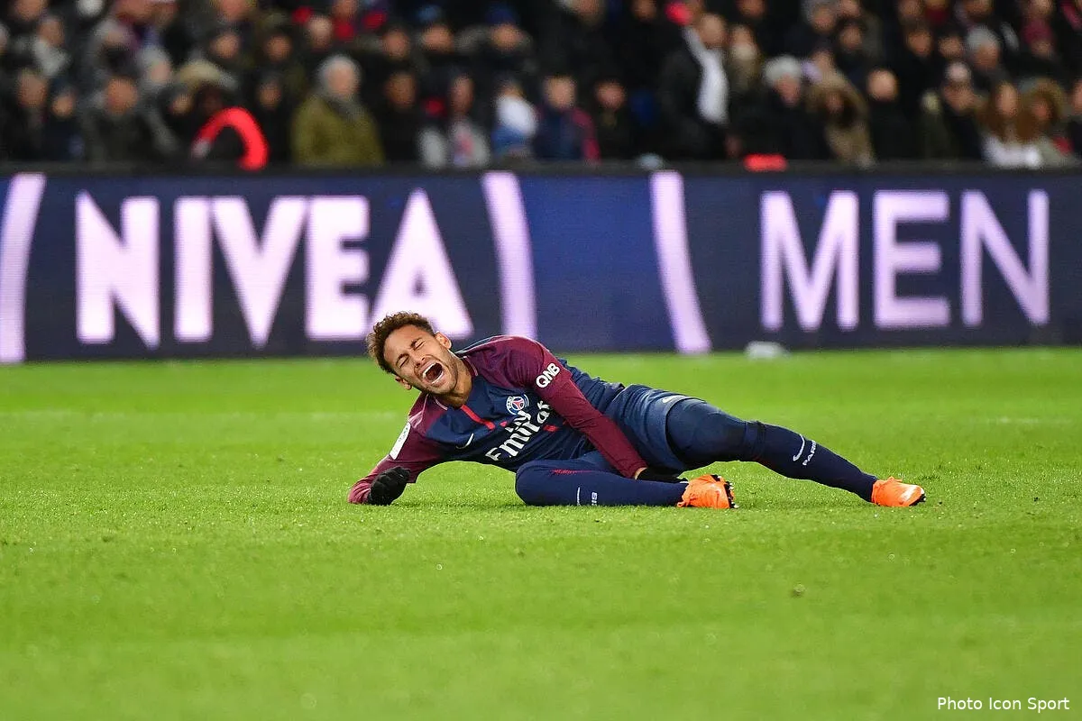 psg neymar out jusqu en mai selon la presse bresilienne icon win 250218 01 41325211283