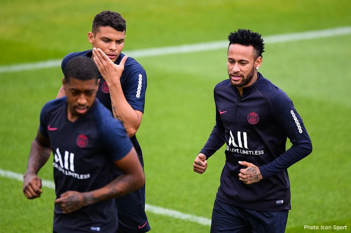 psg neymar refuse de porter le maillot du paris sg icon bap 170819 93 11262717