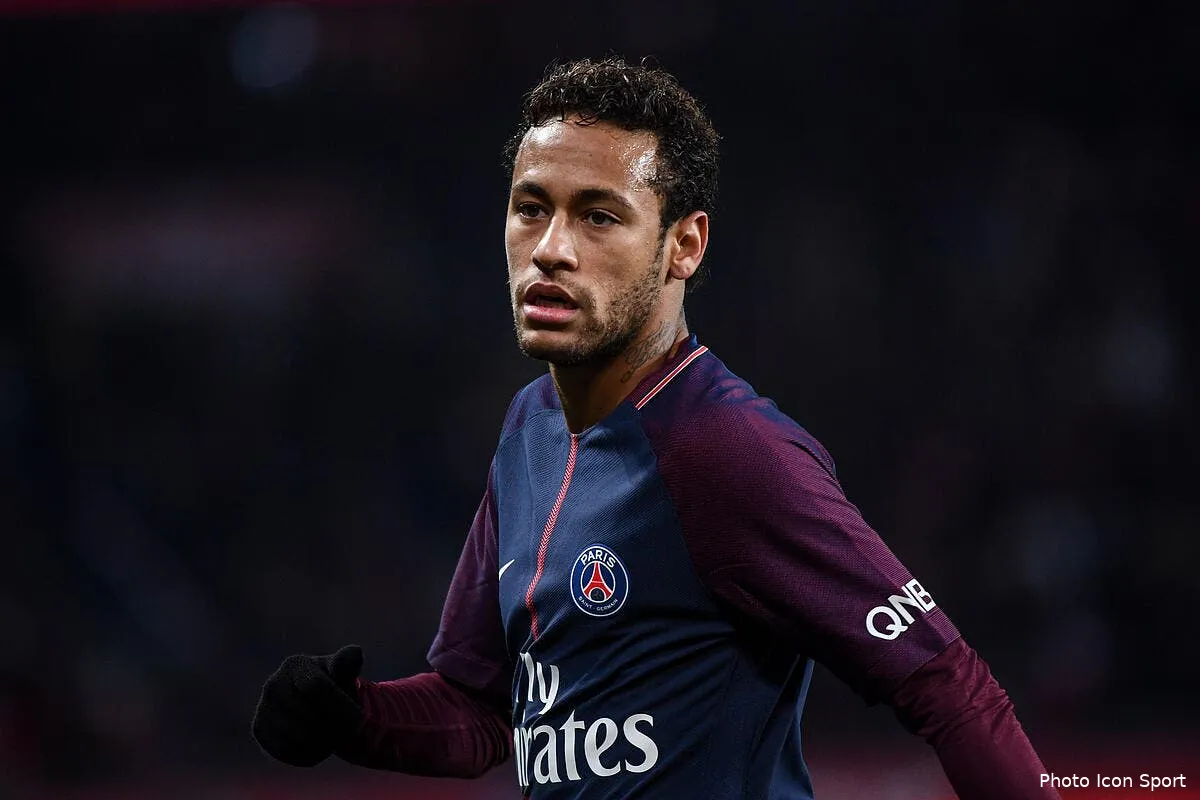 psg neymar rejoindra le real madrid avec son ballon d or neymar 37209987